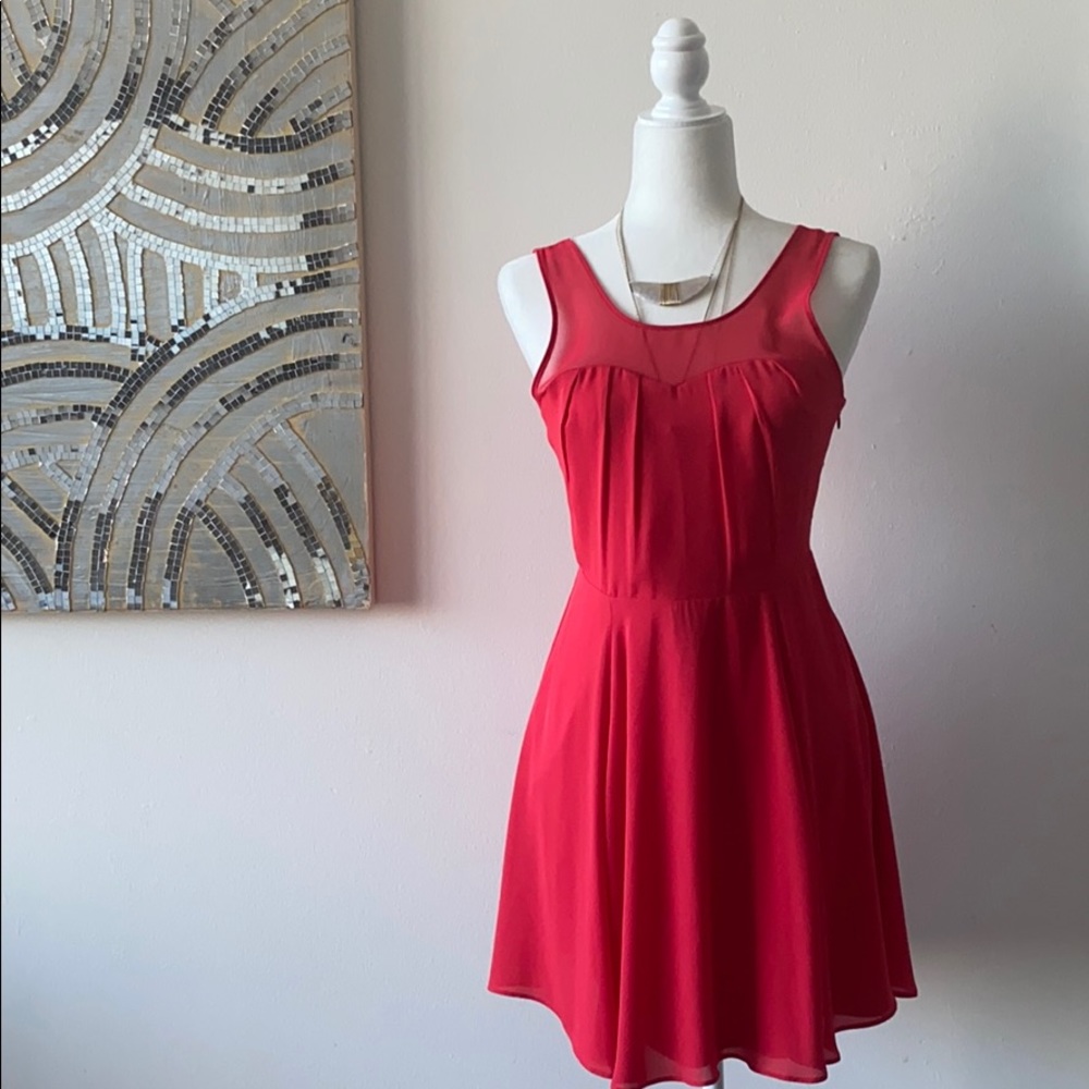 Express Sleeveless Sweetheart Neck Cocktail Dress